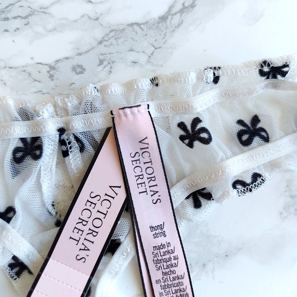 Victoria's Secret DREAM ANGELS Ruffle Mesh Thong Panty - Picture 8 of 10